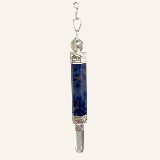 Péndulo varita de poder de sodalita con su cadena metálica